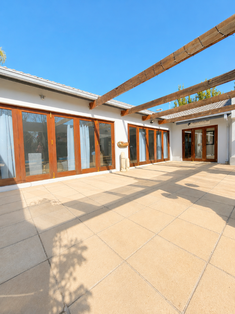 4 Bedroom Property for Sale in Flamwood North West